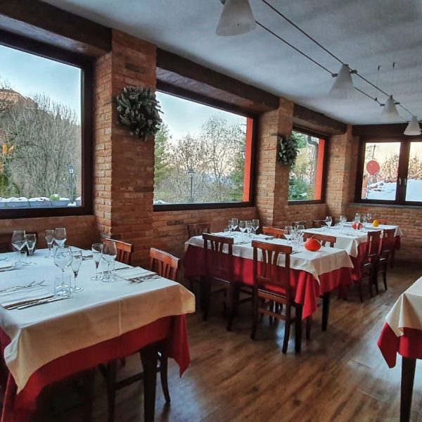 Trattoria Bel Deuit: cucina piemontese con vista su Superga